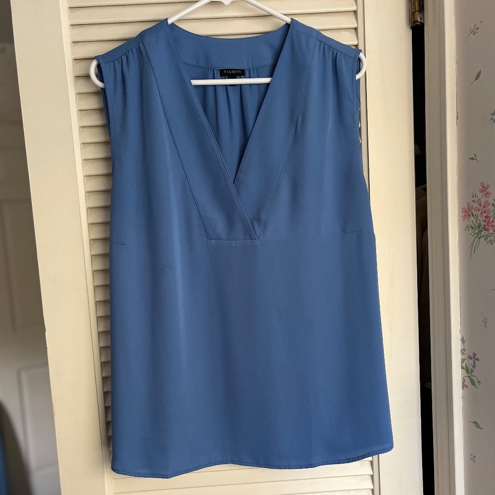 Talbots Marine Blue V-Neck Crepe Sleeveless Blouse 18